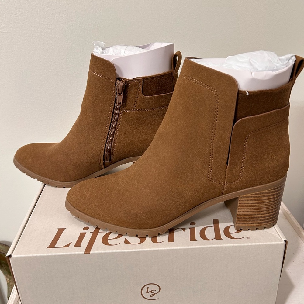 Life Stride Tan Ankle Booties